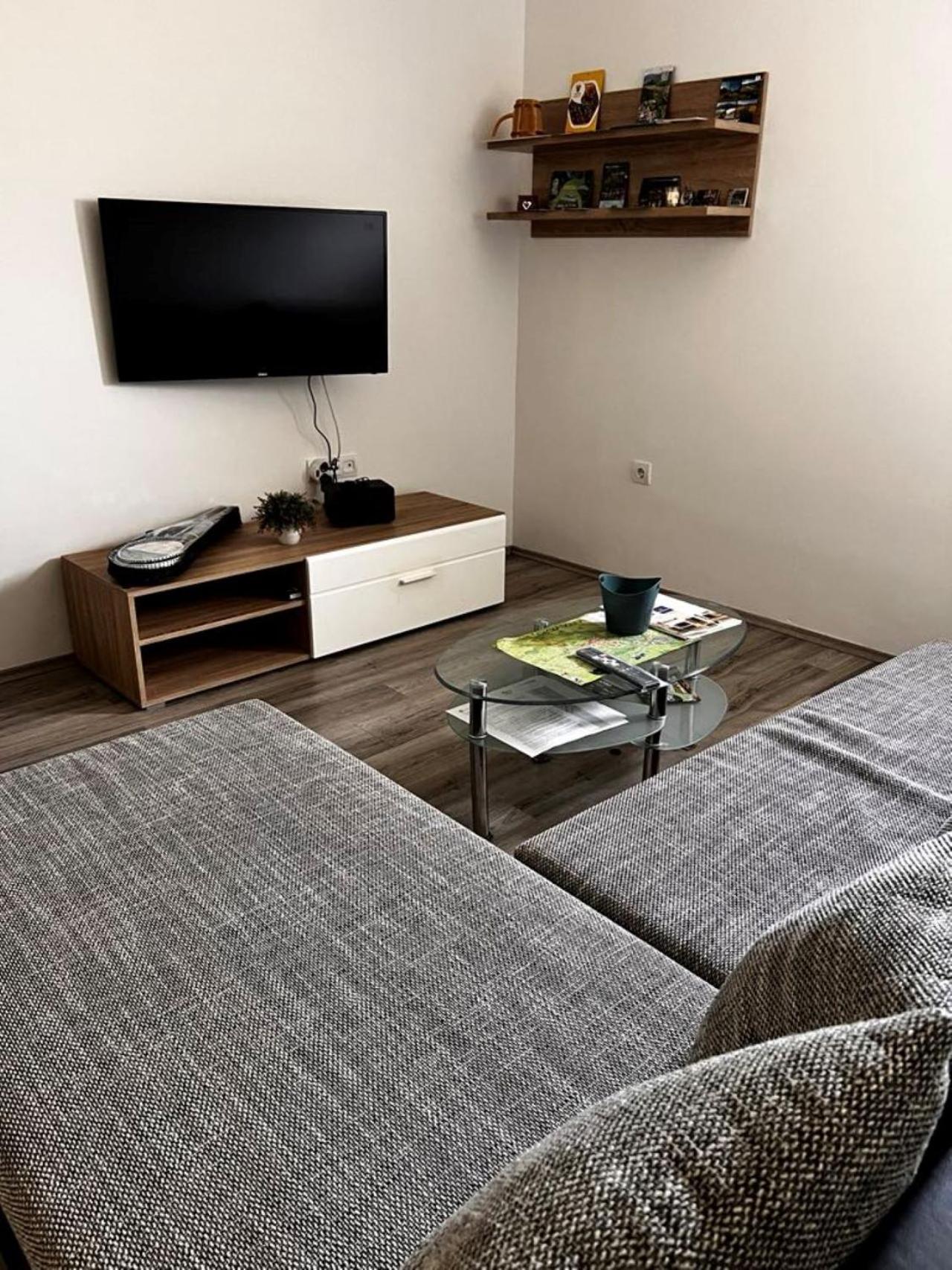 Apartman Borna Otocac Exterior photo
